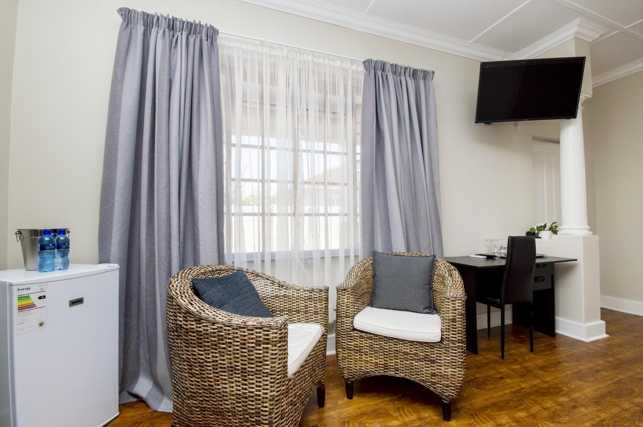 Walmer Villiers Self Catering Port Elizabeth Extérieur photo