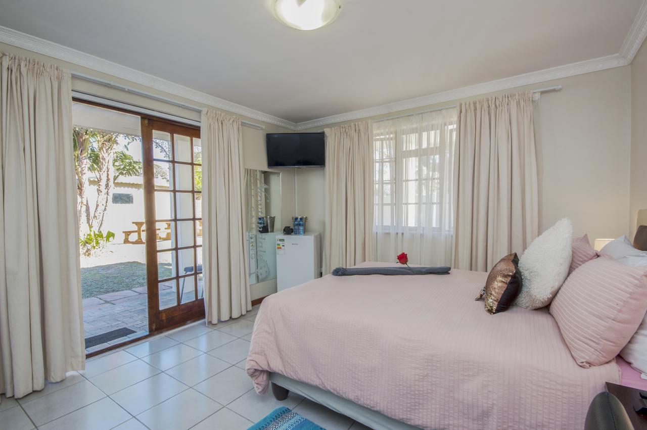 Walmer Villiers Self Catering Port Elizabeth Extérieur photo